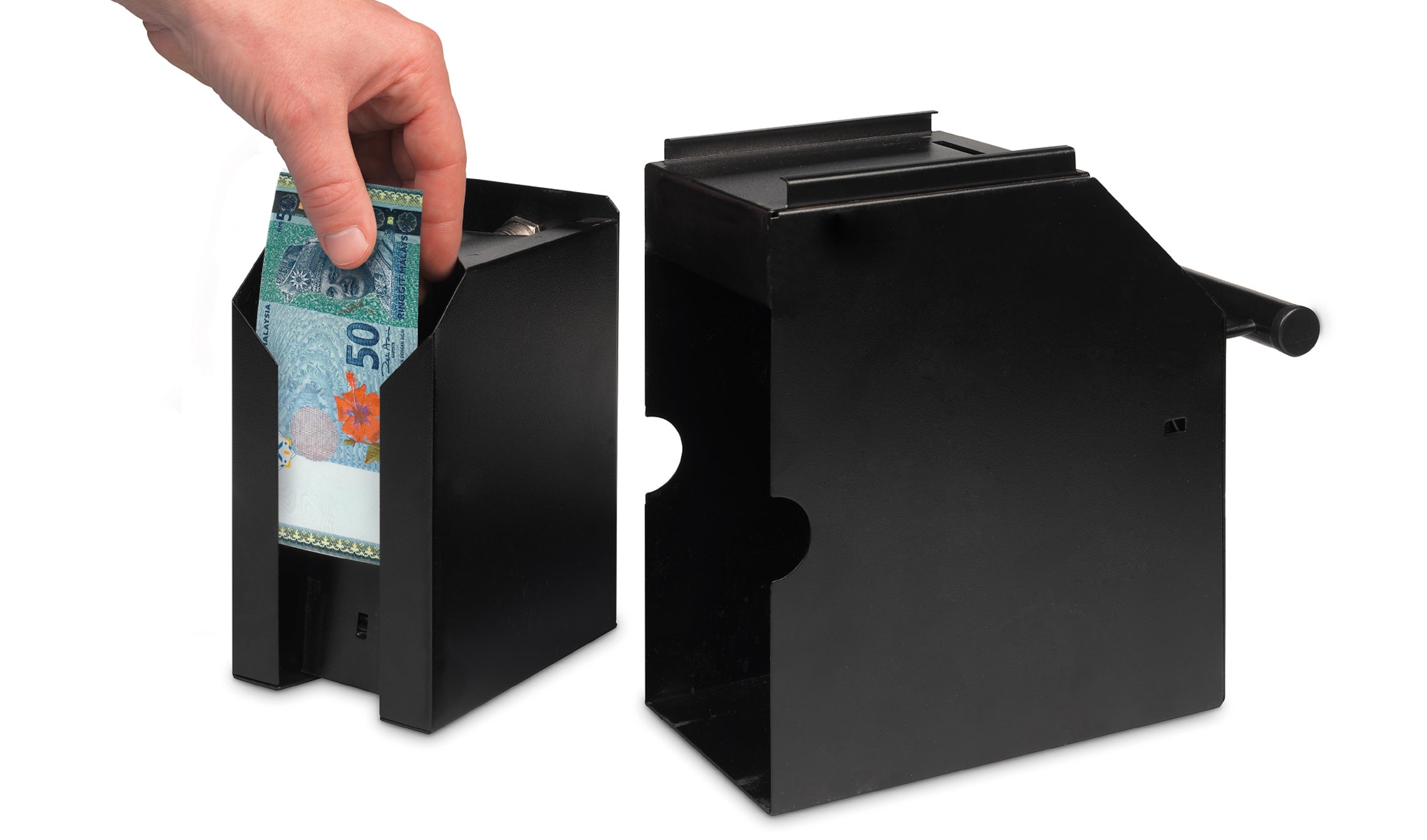 Banknotes are neatly and jam-free stored safescan-4100b-banknote-safe