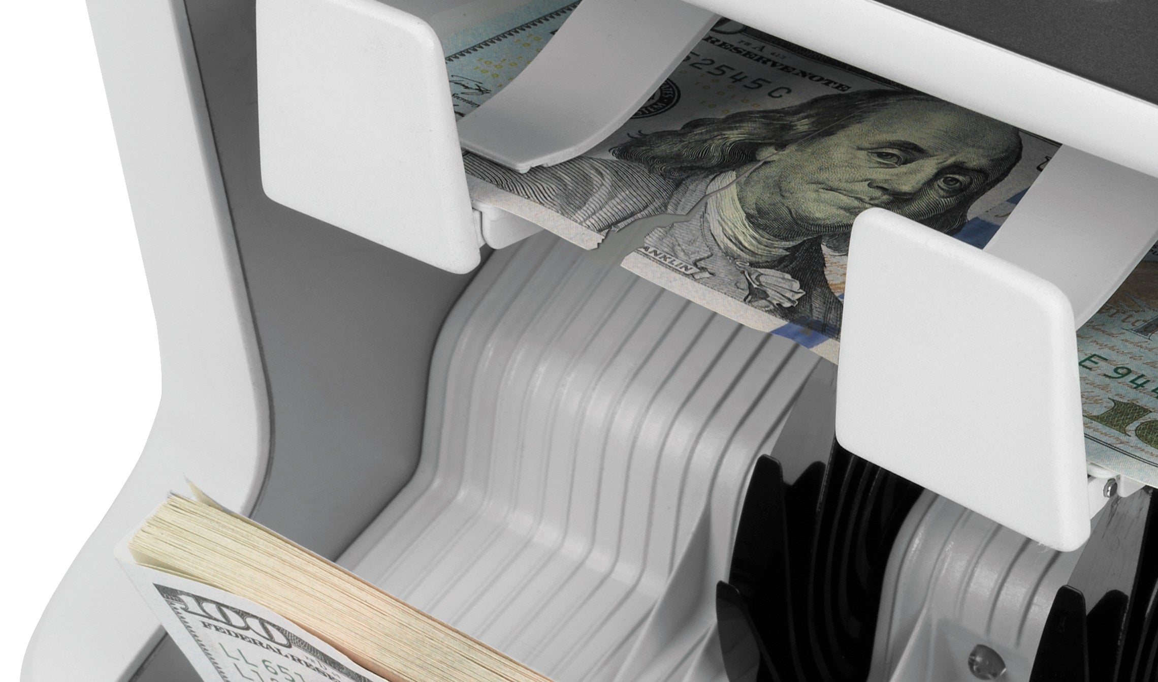 識別不乾淨的、有摺痕的、撕裂的、有膠帶的、損壞的或其他不適合再循環使用或提款機使用的鈔票 safescan-2995-sx