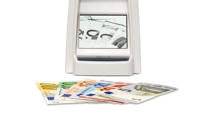 safescan-235-detects-infrared-features-banknotes
