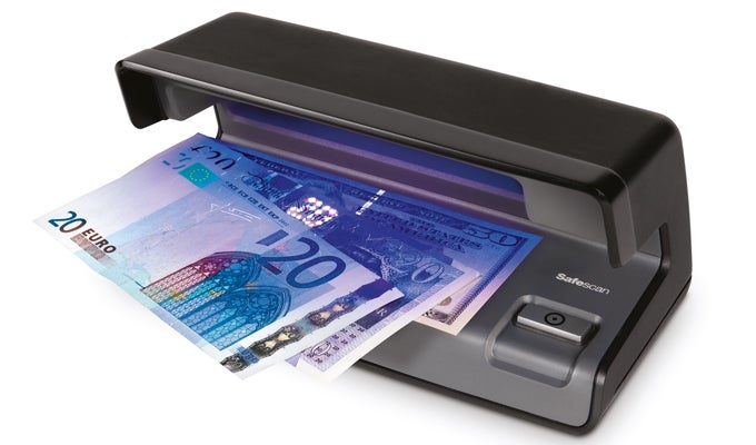 For all currencies safescan-50-money-detector